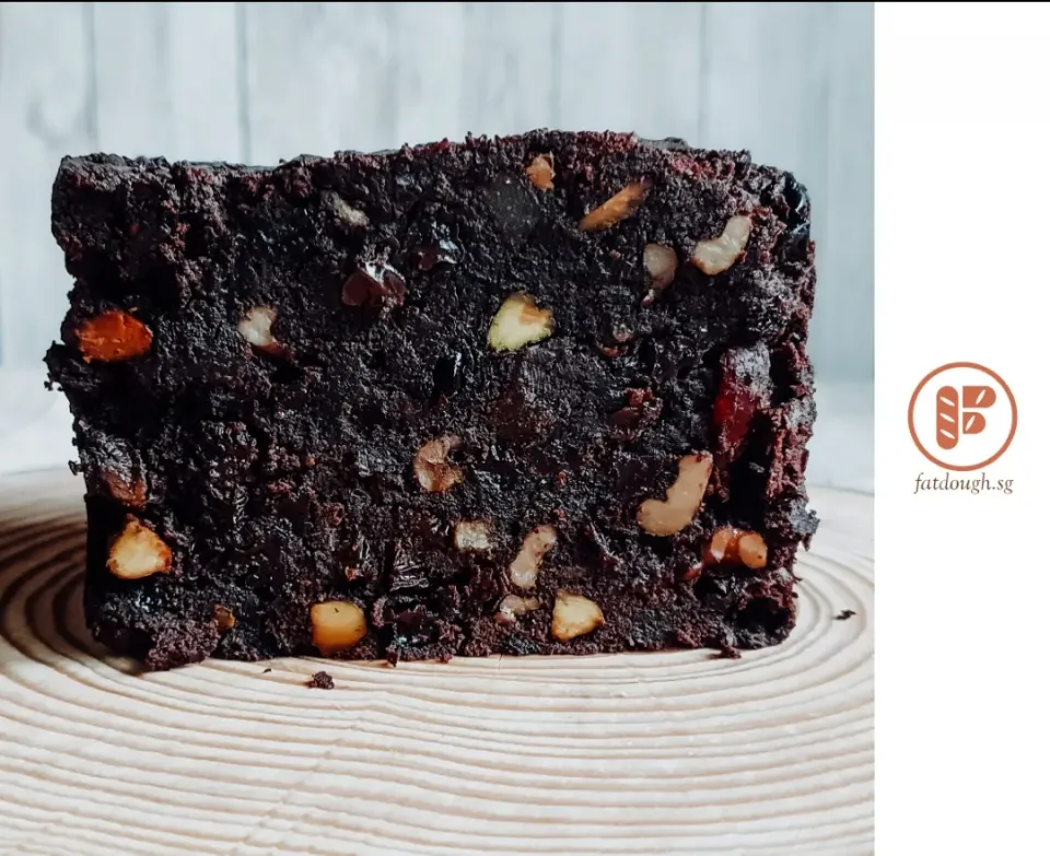 Snapdishの料理写真:Xmas Chocolate Fruit Cake|Daniel Limさん