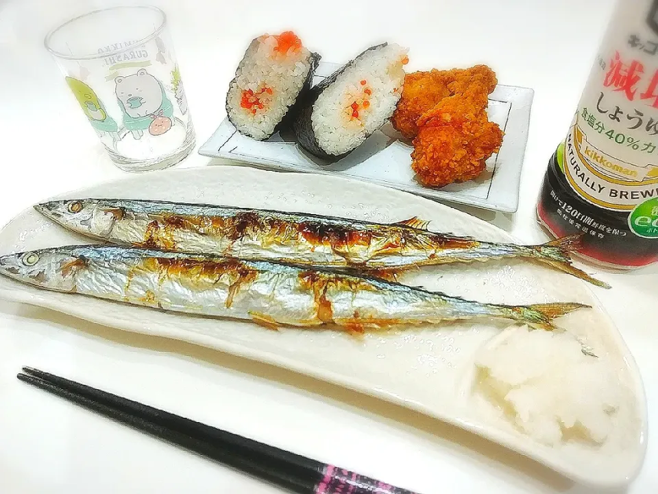 お昼ごはん(*^^*)
いくらおにぎり🍙
手羽元フライドチキン
秋刀魚|プリン☆さん