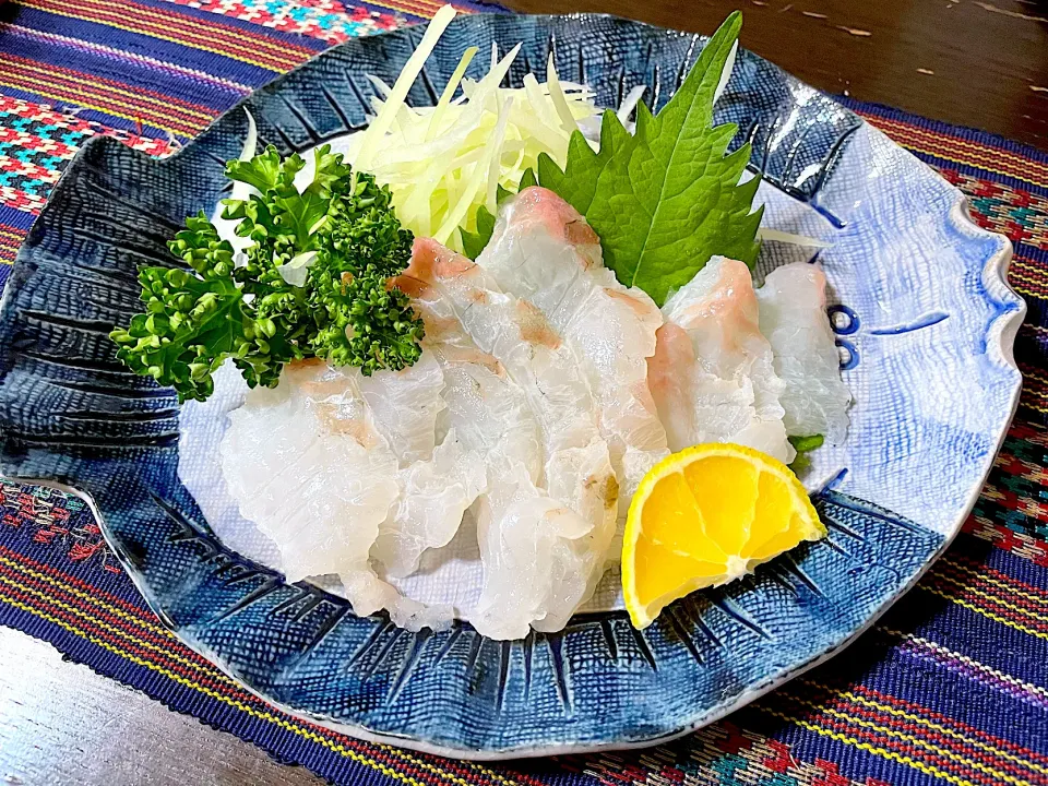 ヒラメのお刺身🐟ツマの代わりに隼人瓜の千切り添え♫•*¨*•.¸¸♪|シロンさん