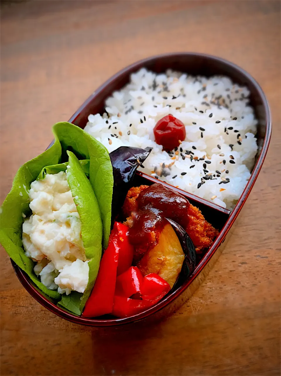 今日のお弁当・コロッケ　ナスの素揚げ|akiさん