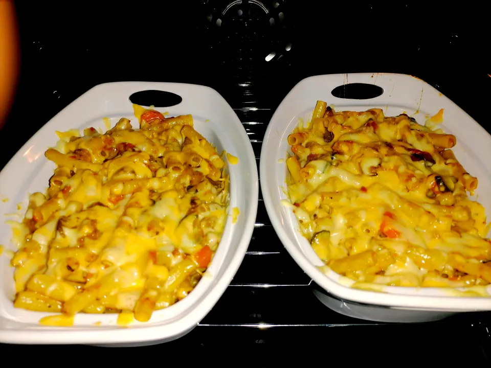 Snapdishの料理写真:Mac and cheese|Deeさん