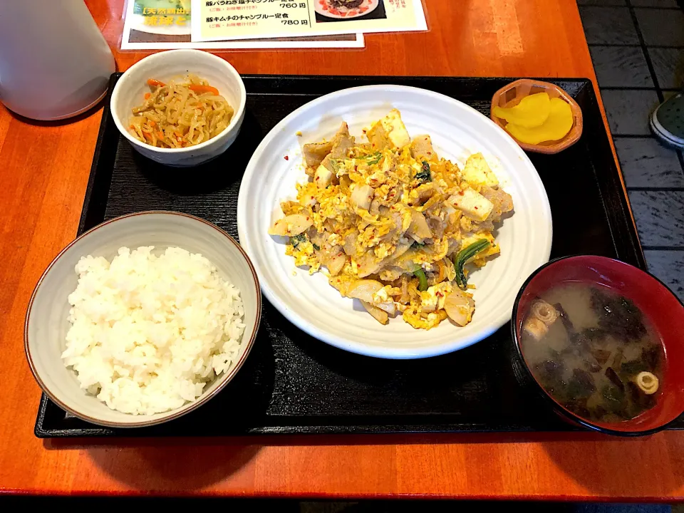 豚キムチのチャンプルー定食|しのぶさん