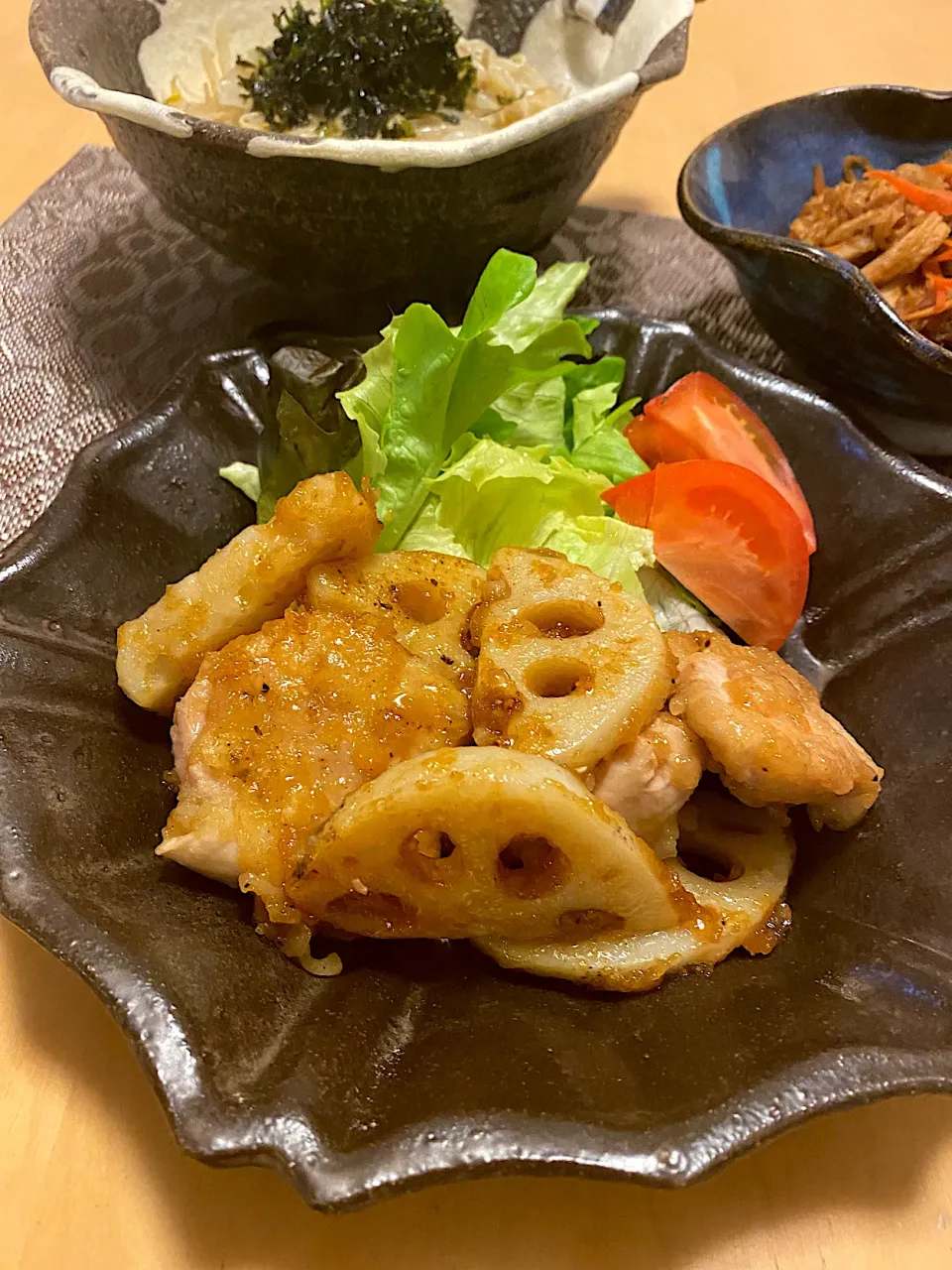 鶏とレンコンの旨塩炒め　もやしナムル　切干し大根|エトフさん