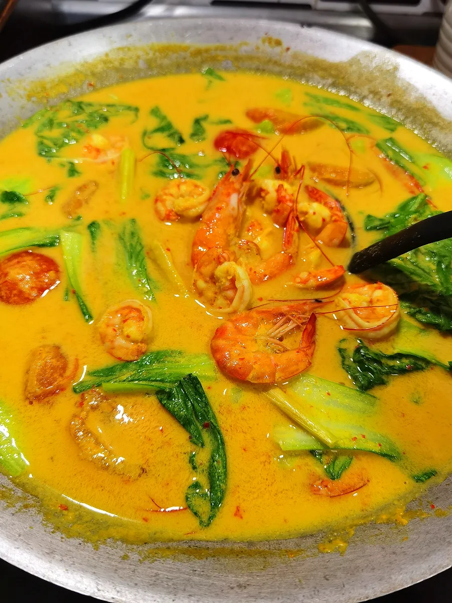 Gulai udang campur tomato & sawi|azirasamsuddin771008055774さん