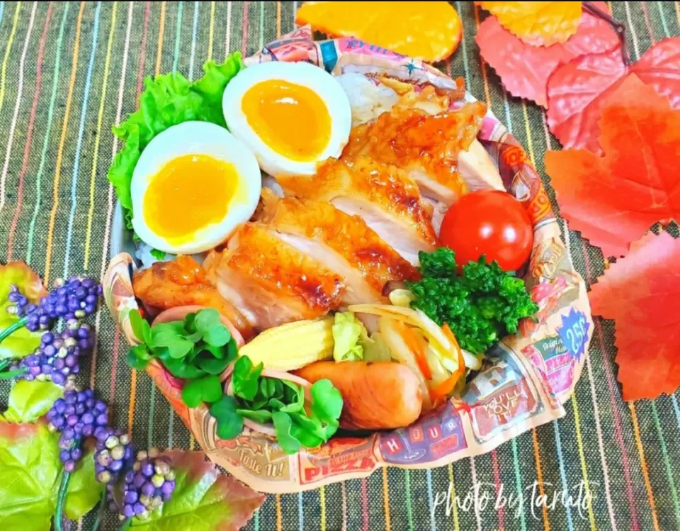 照り焼きチキン🐔のっけ丼弁当😋🍴
超半熟卵つき🥚♡(´˘`๑)|taruto⭐️さん