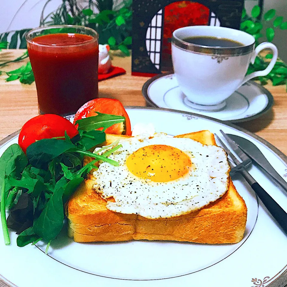 朝の🥪🍳🥗エッグトースト　　　いただきます。😋|Sの食卓さん