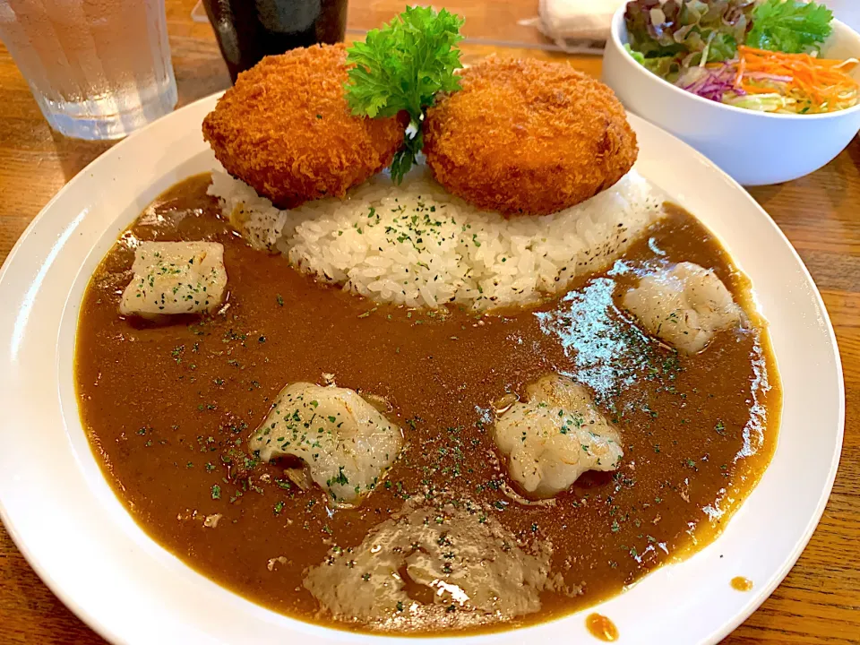 梅しん牛すじコロッケカレー黒毛和牛ホルモントッピング|ぶりっとさん