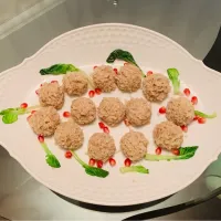 雞肉蓮藕丸子  ball of chicken meat with lotus root|Cindy Huangさん