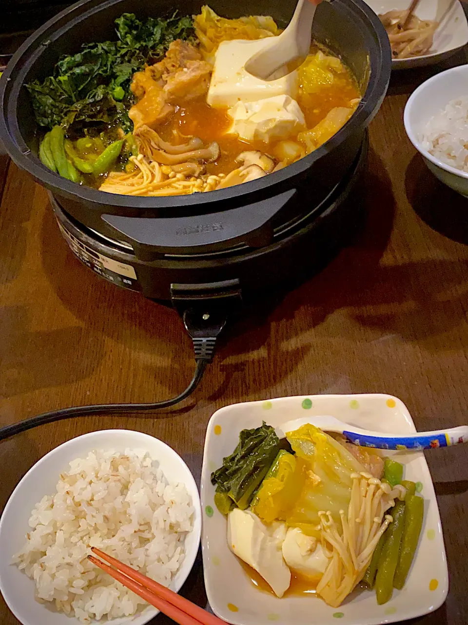 ねり胡麻と唐辛子の豆腐きのこ鶏鍋|ch＊K*∀o(^^*)♪さん