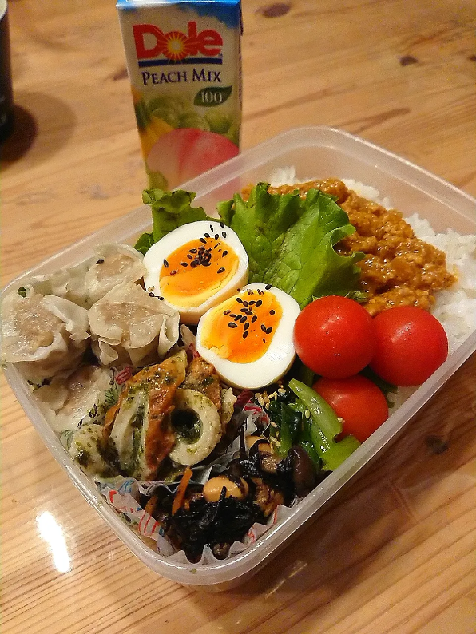 Snapdishの料理写真:2020.11.18 息子弁当🍱|あずきラテさん