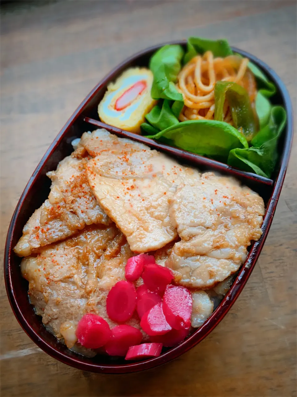 Snapdishの料理写真:今日のお弁当・豚肉生姜焼き|akiさん