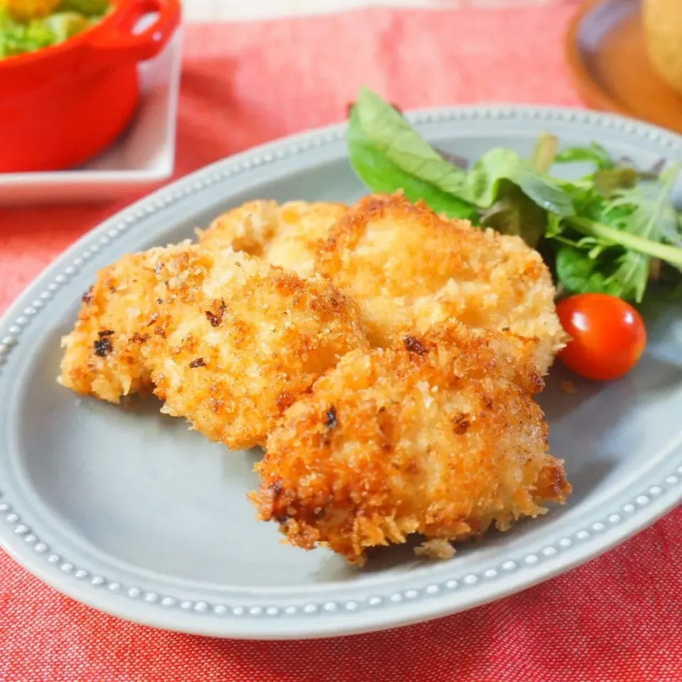 Snapdishの料理写真:サラダチキンの素で鶏胸肉のチキンカツ粒マスタード風味|ちいさなしあわせキッチンさん