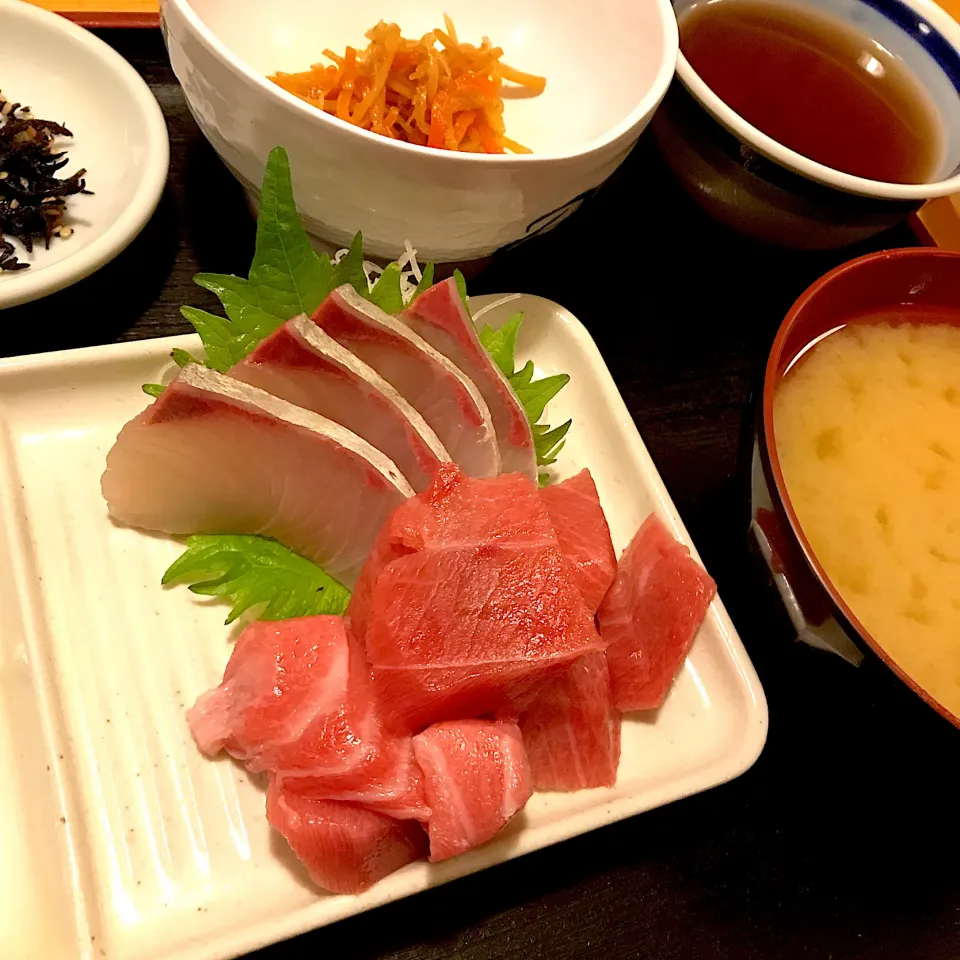 さしみ定食@のみた家三平(月島)|塩豚骨さん