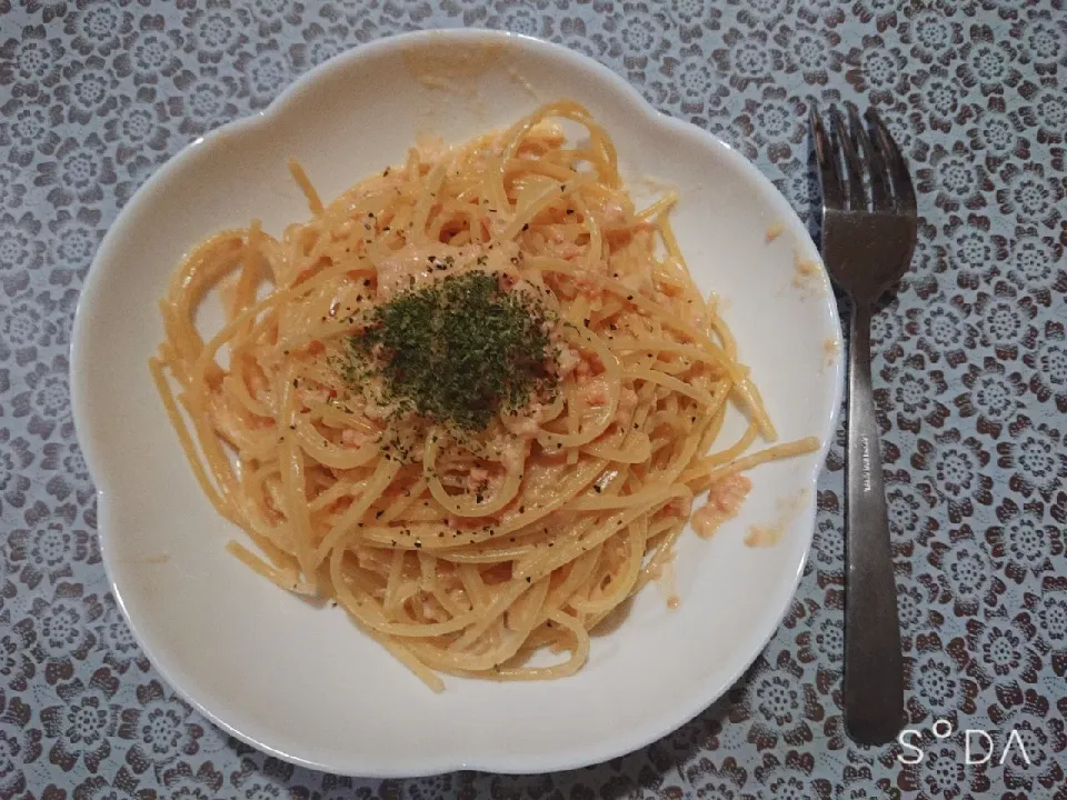 鮭フレークで作るクリームパスタ（チーズなし）|はるさん