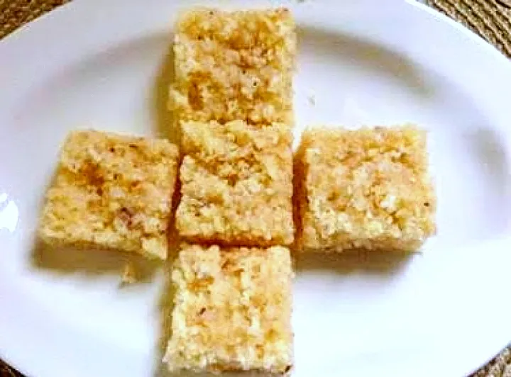 coconut bars. 💞👌|hina jibranさん