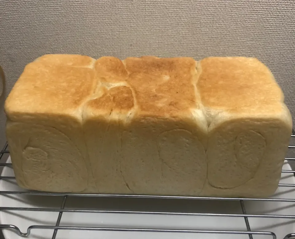 Snapdishの料理写真:朝食用食パン🍞フワフワ〜♪|masaさん