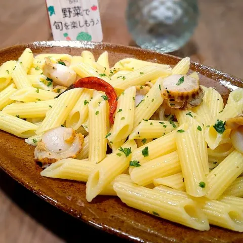 「原木しいたけ」を使ってみたSnapdishの料理・レシピ写真:原木しいたけの旨味オイルペンネ