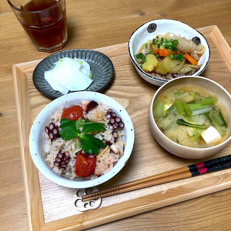 タコとトマトの炊き込みご飯|えり@手作りパンさん