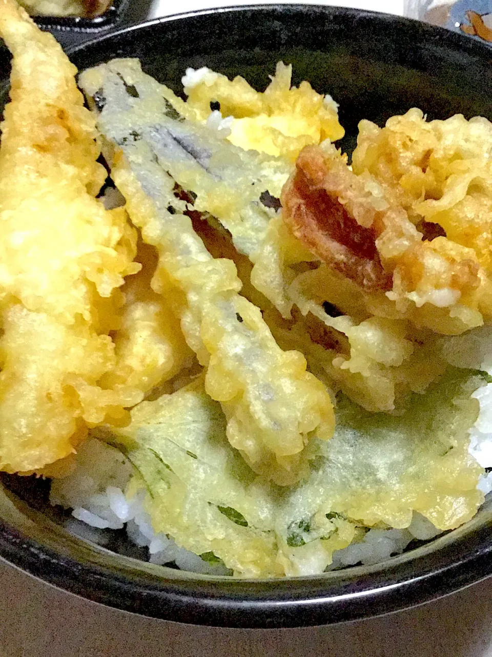 天丼〜エビ、ナス、とり、シソ、唐揚げ|Ayaさん