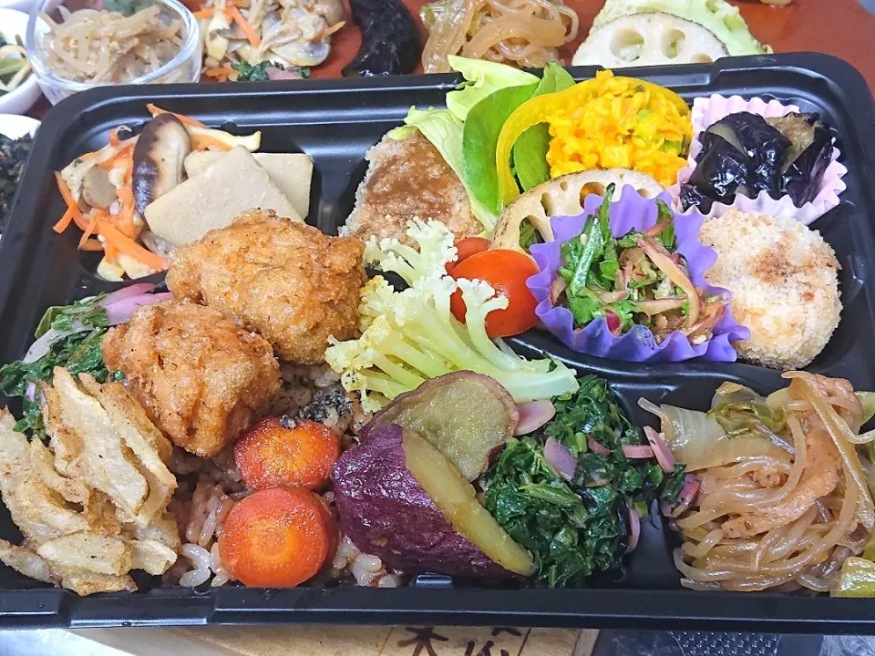 まるカフェティッピ☆ヴィーガン弁当|亜依さん