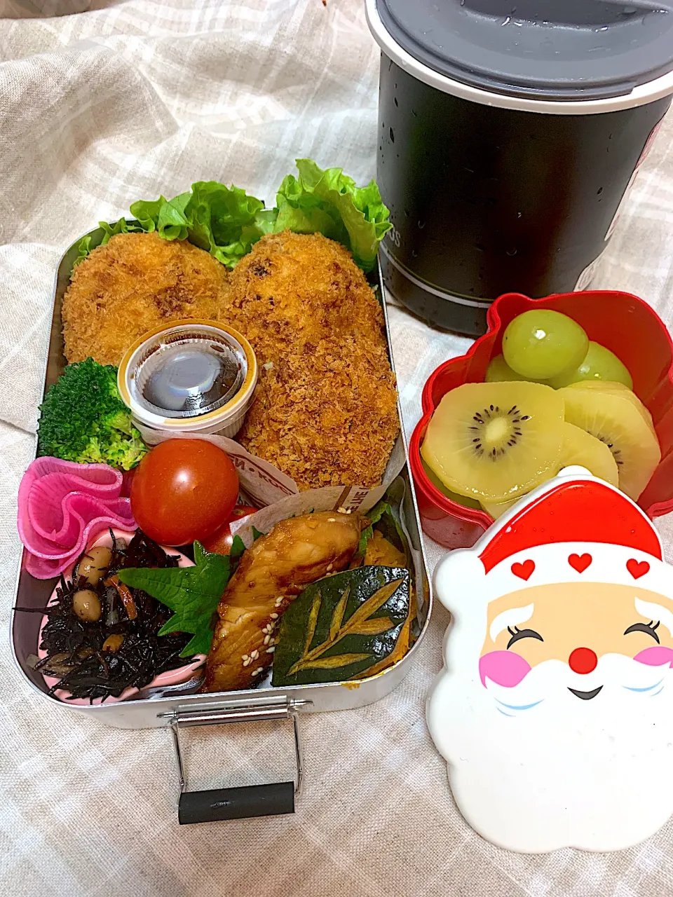 Snapdishの料理写真:高1男子メンチカツ弁当|chikaさん