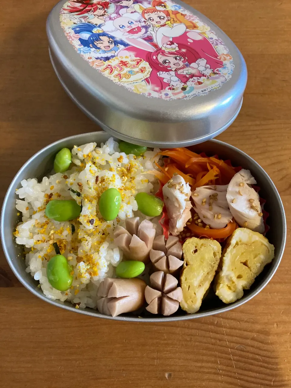 【年少☆お弁当】冬はストーブで温めるのでアルミのお弁当箱|りんごさん