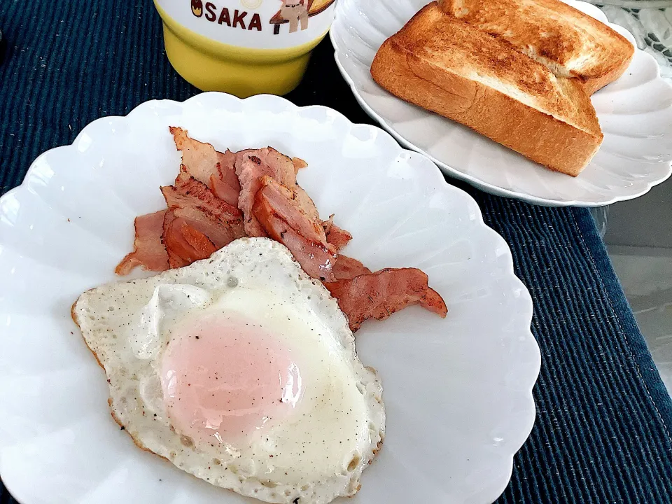 理想的な目玉焼きが出来たわ🍳😋|アライさんさん