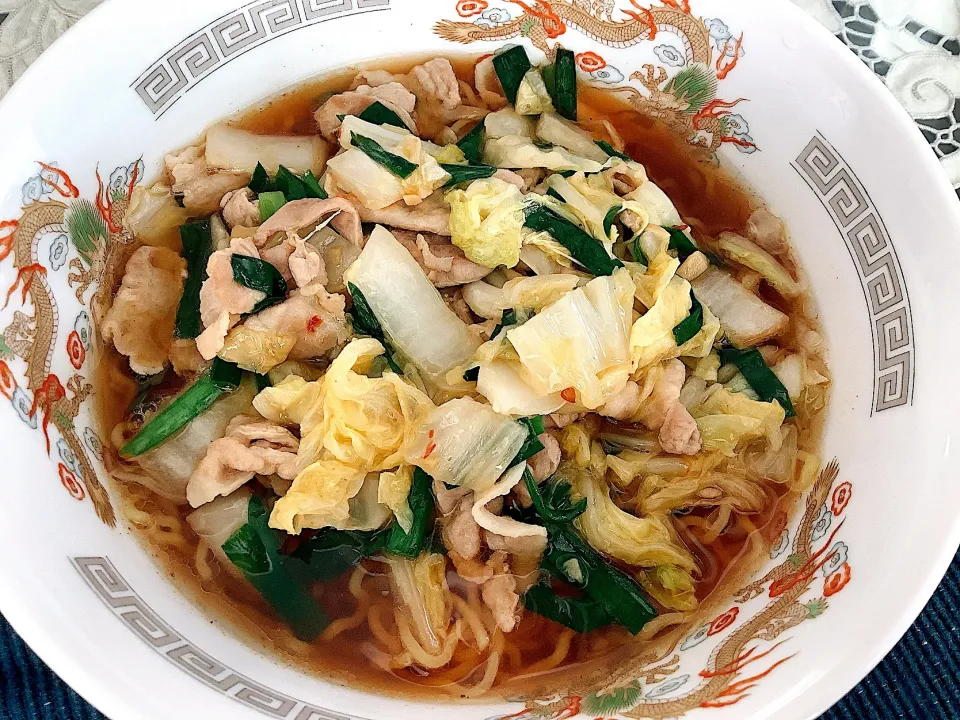 Snapdishの料理写真:懐かしの天理スタミナラーメン🍜を作ってみた😅|アライさんさん