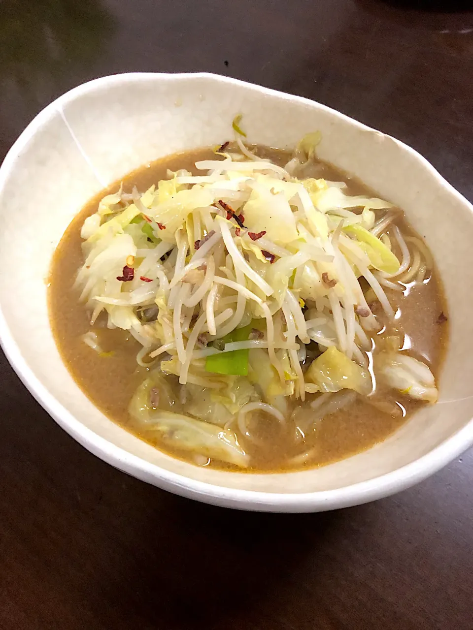 残った味噌味の鍋を使った味噌ラーメン|けいさんさん