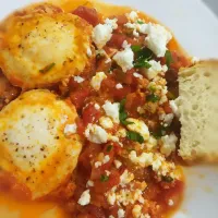 egg's with tomato...and Greek goat cheese ♥️|Basoulita.30さん