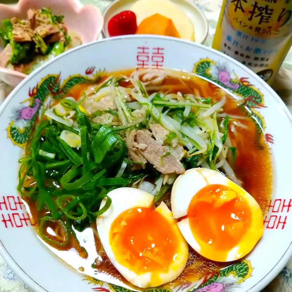 コク醤油ラーメン🍜味玉乗せ|うたかた。さん