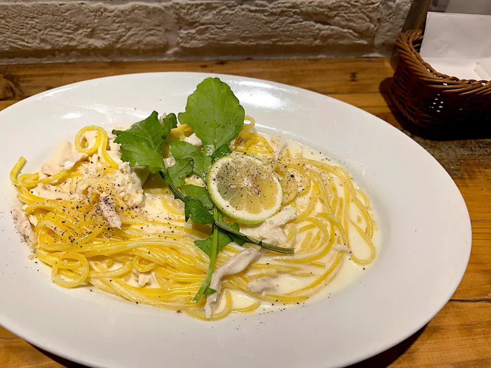 徳島　阿波尾鶏としまなみレモンのクリームパスタ|マハロ菊池さん