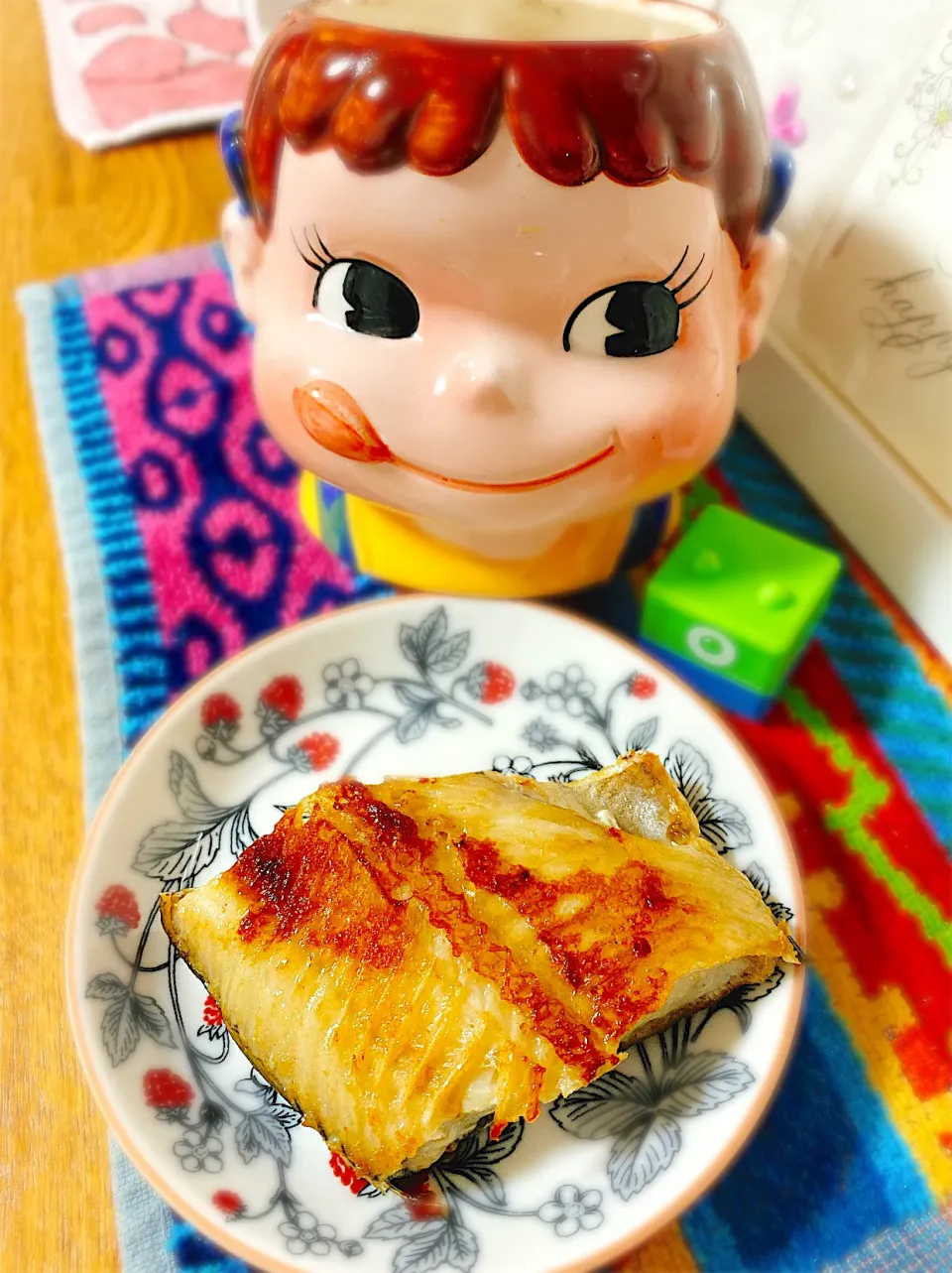 ごま油で焼いただけ♡フライパンで焼きホッケ。|ぽき。さん