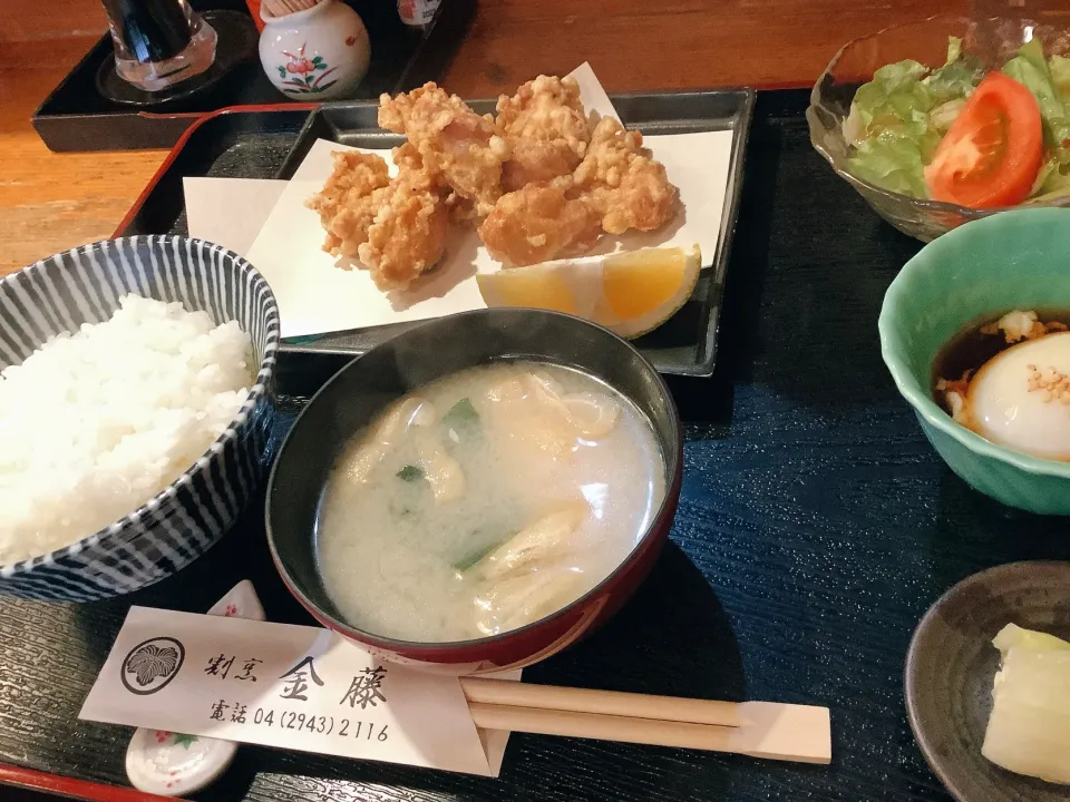 今日のお昼は、唐揚げ定食😋|アライさんさん