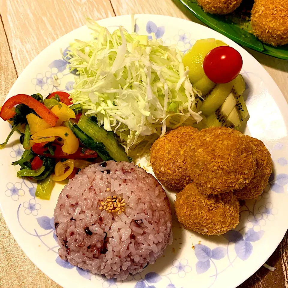 Snapdishの料理写真:ワンプレート夕飯🍅|みっこちゃんさん