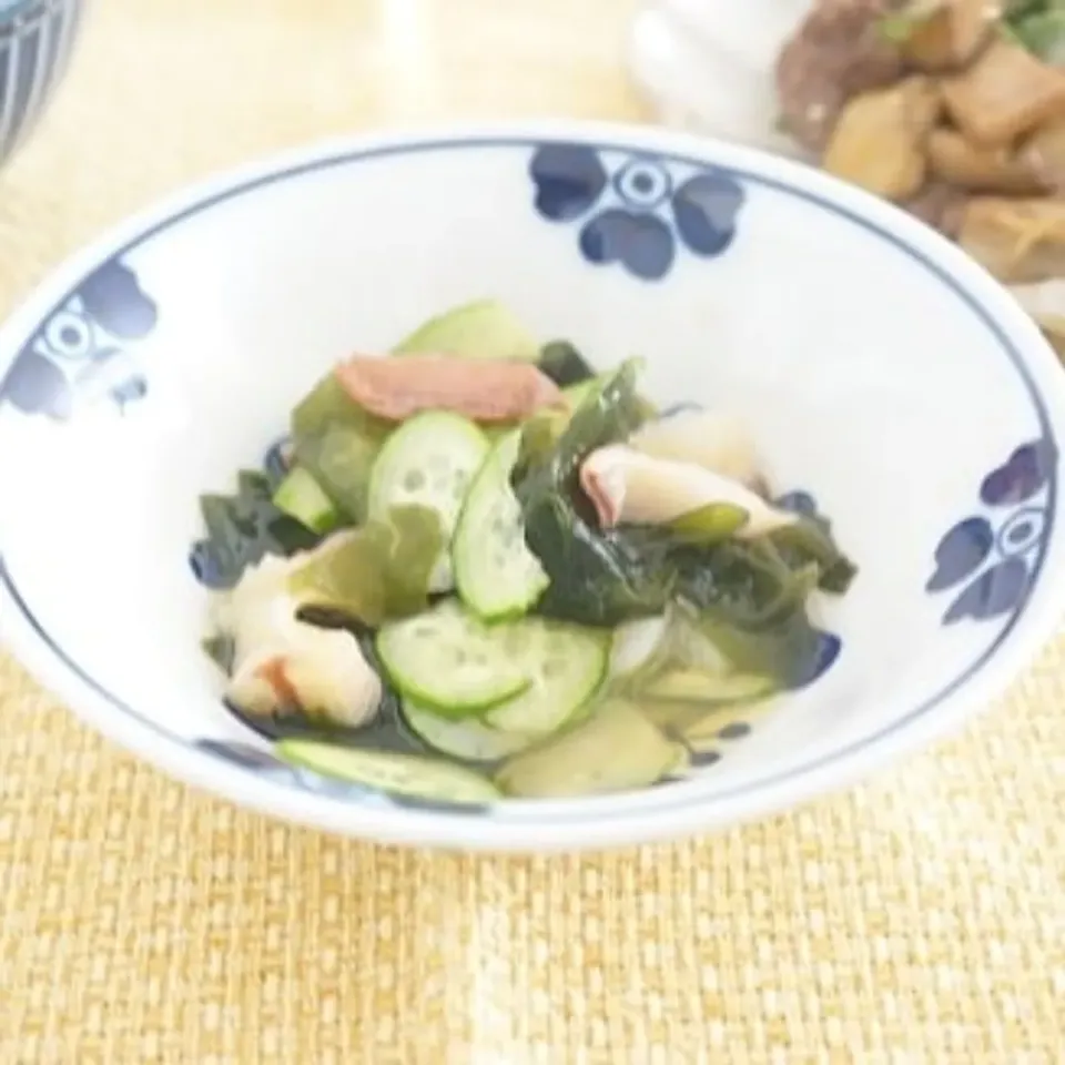 牡蠣だし醤油でたことわかめときゅうりの酢の物|ちいさなしあわせキッチンさん