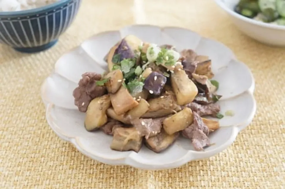 ごはんが進むおかず、なすとエゾシカ肉とエリンギのごま味噌炒め|ちいさなしあわせキッチンさん