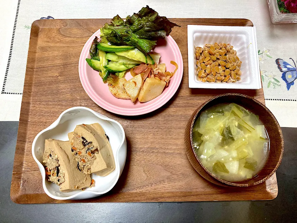 Snapdishの料理写真:高野豆腐の豚ひじき詰めのご飯|みよさん