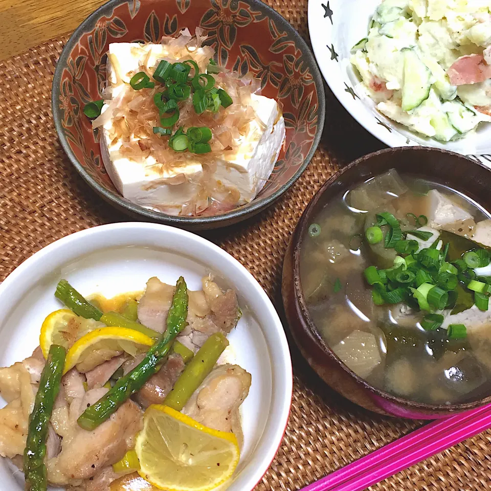 チキンとアスパラのレモン炒め|トッチーさん