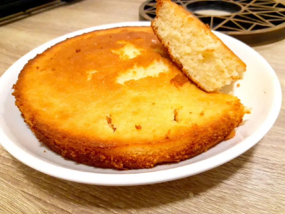 simple sponge cake|summaiya's cookingさん