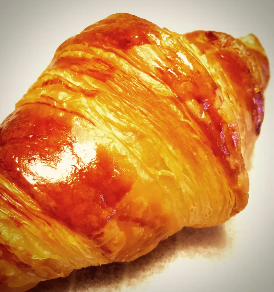 🥐過去最高の焼き上がりのクロワッサン。　　ドミニクサブロンにも負けない⁇😬|milanmilanさん