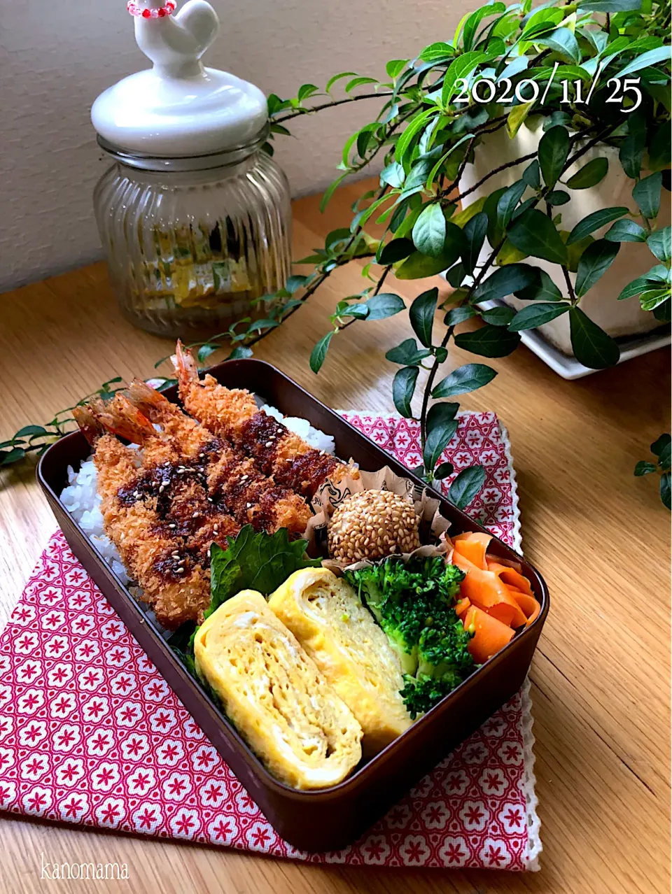 Snapdishの料理写真:兄さん弁当♪海老フライ〜|ゆきさん