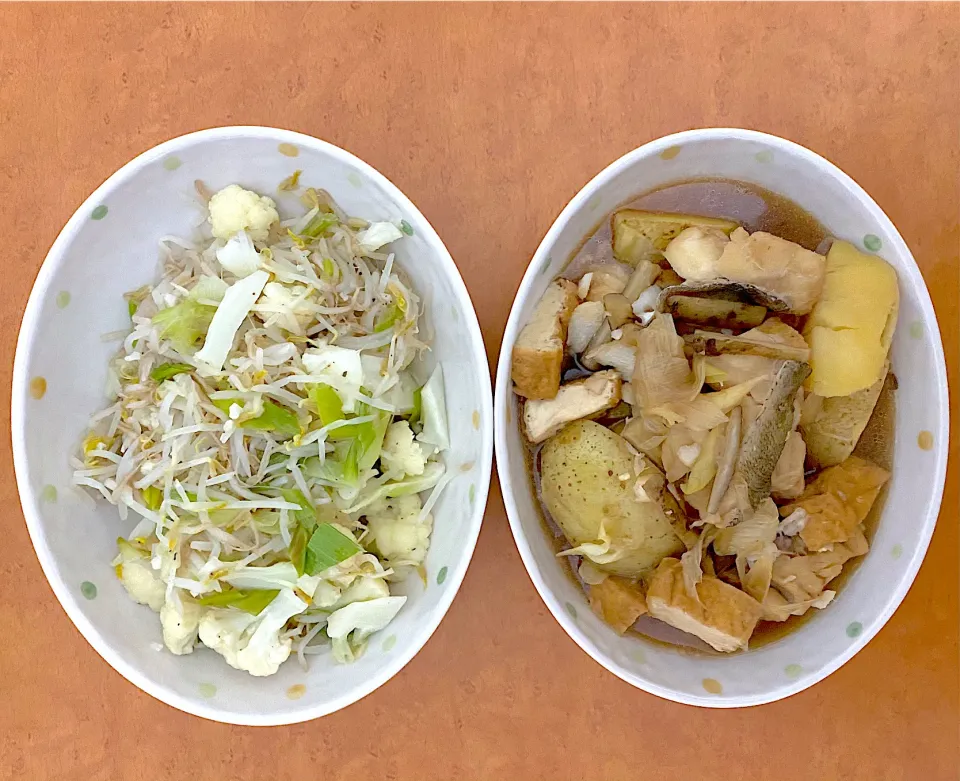 Snapdishの料理写真:Another simple menu of autumn dinner’s: vegetables for your mineral sources and fish with potatoes and tofu for your nutrition and energy sources|MI 「いどりす」さん