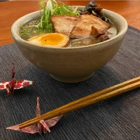 Snapdishの料理写真:豚骨ラーメン