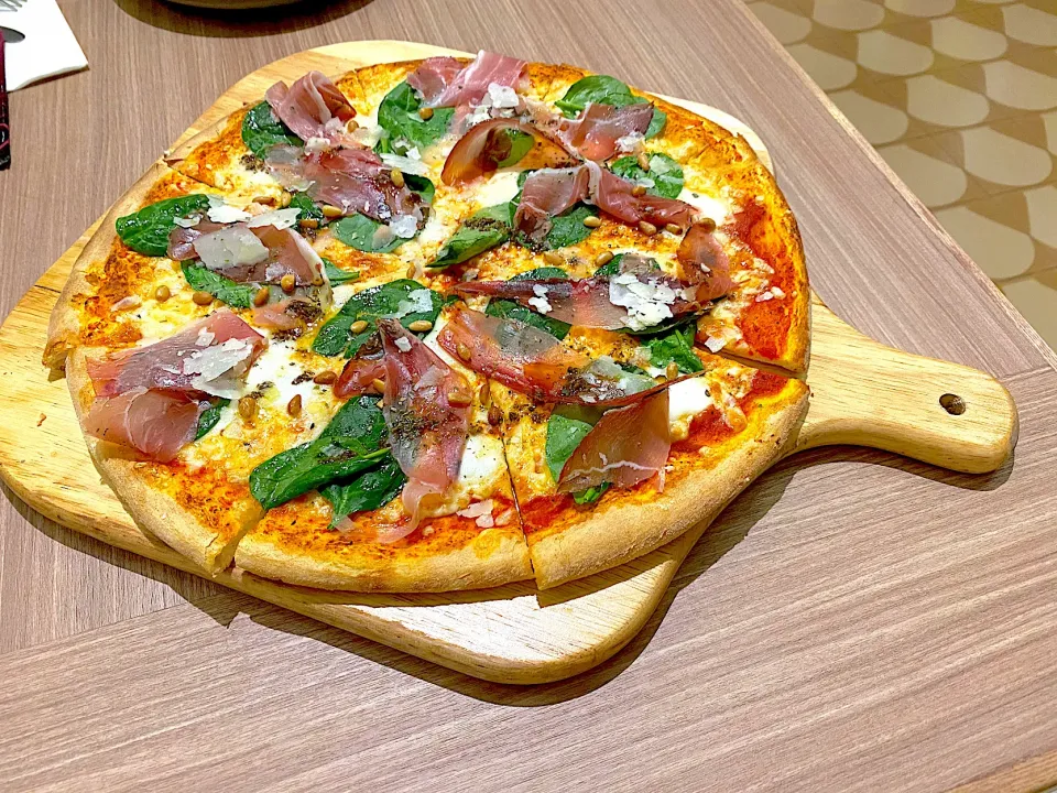 Truffle speck pizza|skyblueさん