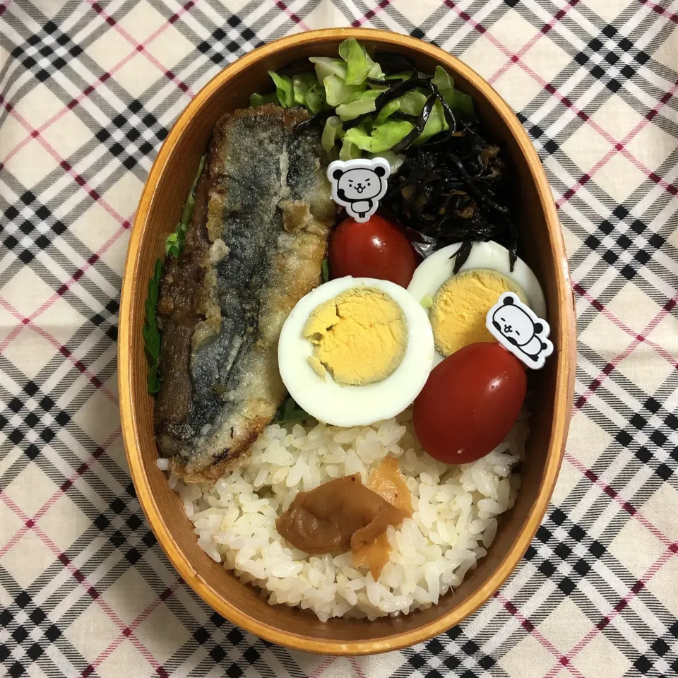 2020/11/26
鰯の竜田揚げ
キャベツの塩昆布マヨ和え
ゆで卵
ひじき煮
ミニトマト🍅|aichanさん