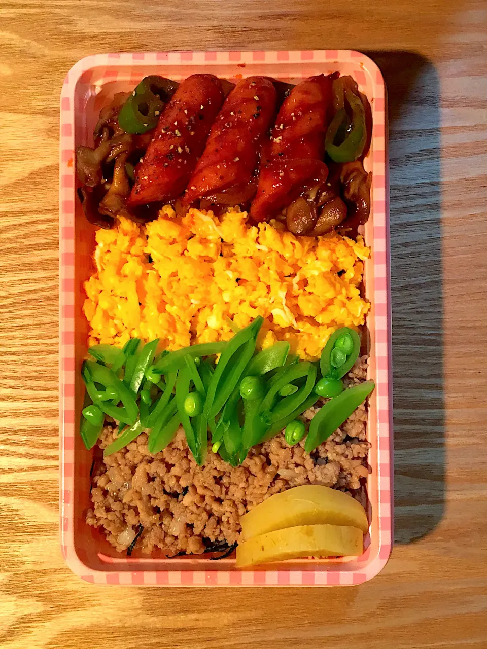 三色弁当|あぐりさん