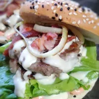 Double patty cheese burger w/ bacon|Tribal Rockさん