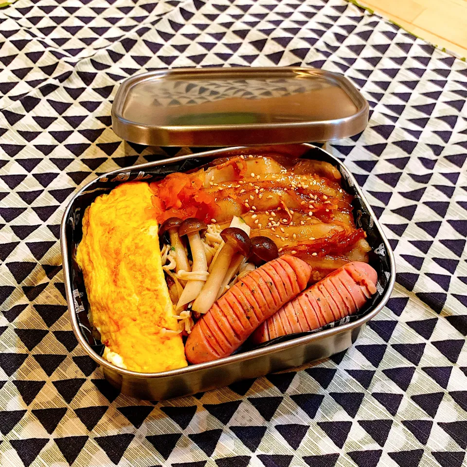 豚バラ生姜焼のっけ弁当✴︎                                 野菜無しheard core弁|あやみんさん