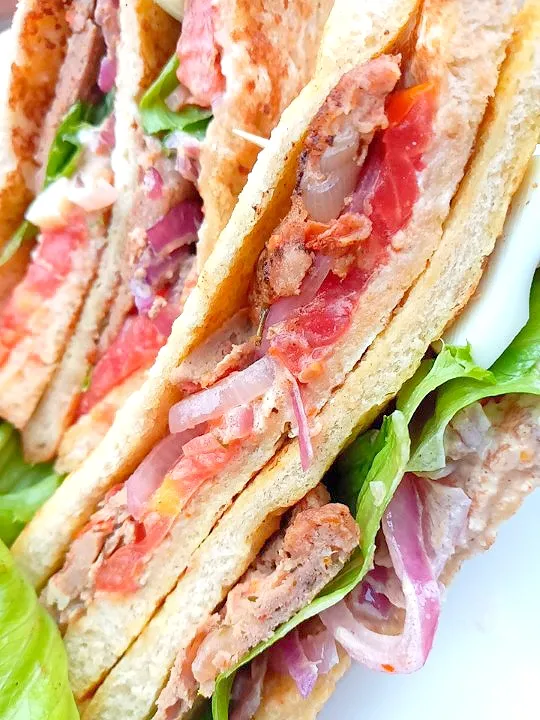 yummy club sandwich|lajuさん